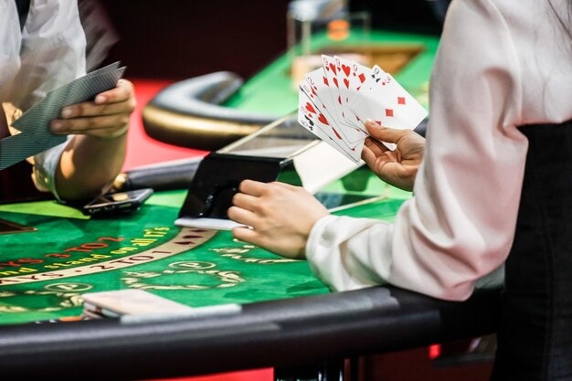 api188 app showing live-dealer table with Dragon Tiger and blackjack games